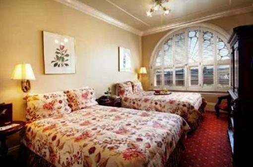 фото отеля Monterey Hotel