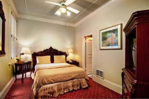 фото отеля Monterey Hotel