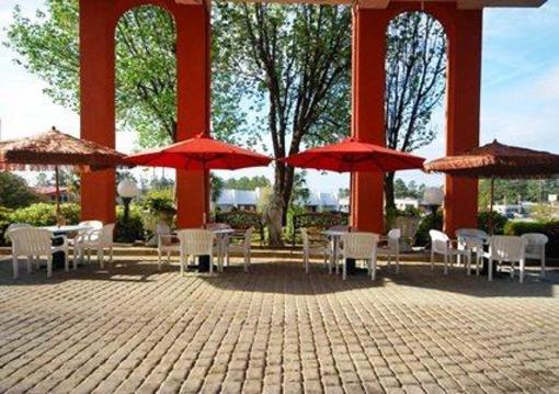 фото отеля Quality Inn & Suites Aiken