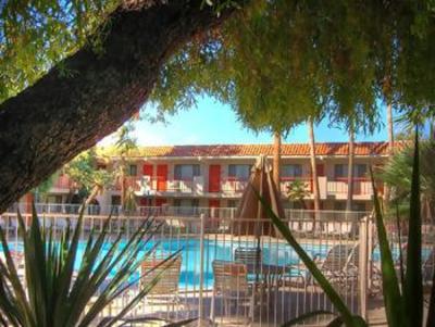 фото отеля Tempe Super 8 Motel