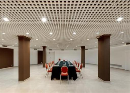 фото отеля Tryp Azafata