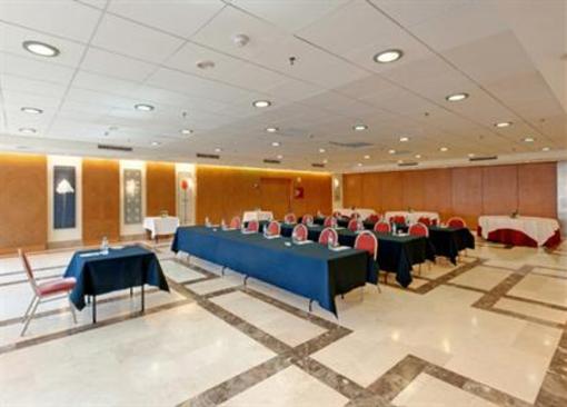 фото отеля Tryp Azafata