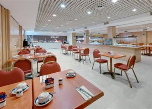 фото отеля Tryp Azafata