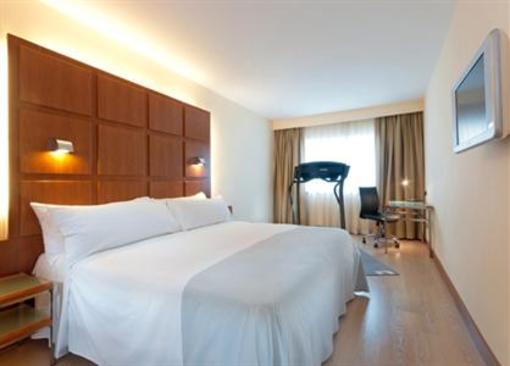 фото отеля Tryp Azafata