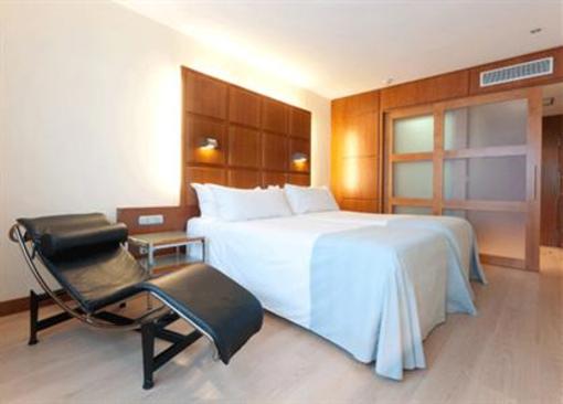фото отеля Tryp Azafata