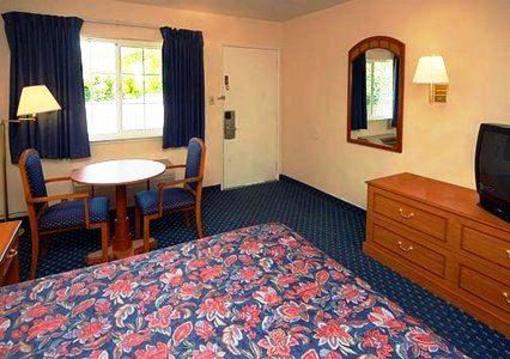 фото отеля Econo Lodge - Sacramento 16th St.