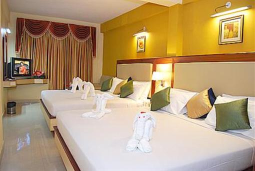 фото отеля Ponmari Residency
