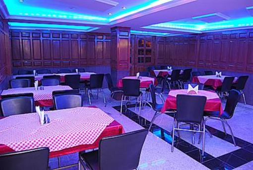 фото отеля Ponmari Residency