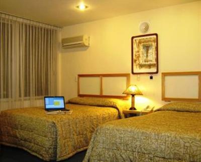 фото отеля Hotel Fuente Del Bosque Guadalajara