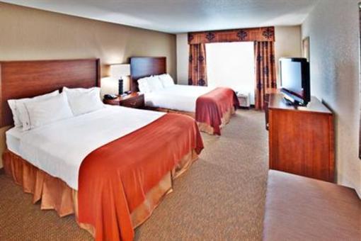 фото отеля Holiday Inn Express Hotel & Suites Dubuque-West