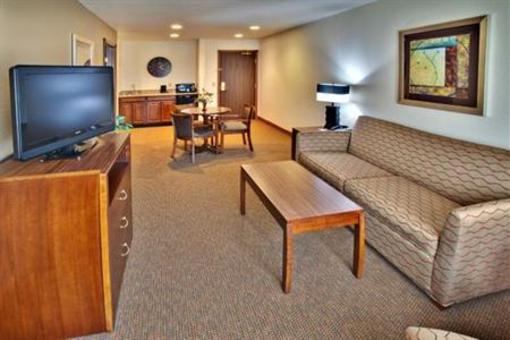 фото отеля Holiday Inn Express Hotel & Suites Dubuque-West