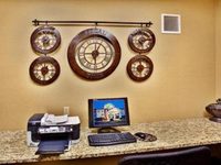 Holiday Inn Express Hotel & Suites Dubuque-West