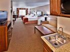 фото отеля Holiday Inn Express Hotel & Suites Dubuque-West