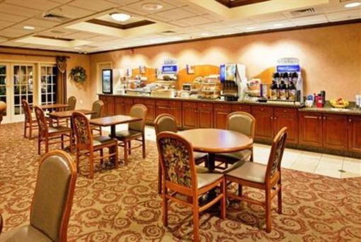 фото отеля Holiday Inn Express Cape Girardeau