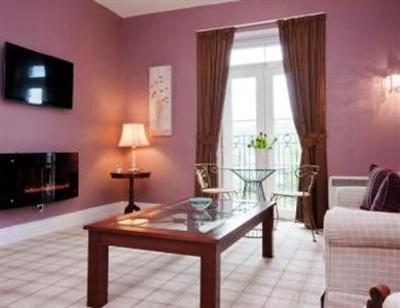 фото отеля Bowness Bay Suites