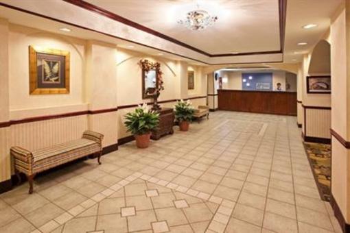 фото отеля Holiday Inn Express & Suites Circleville