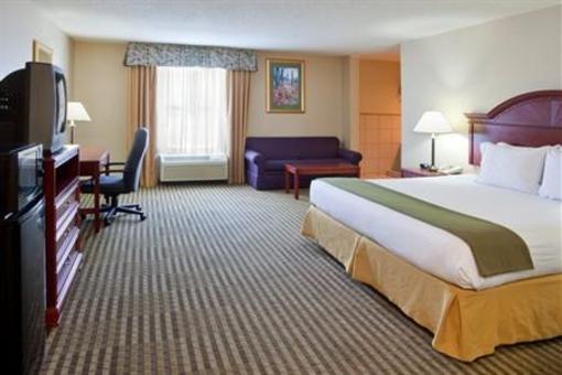 фото отеля Holiday Inn Express & Suites Circleville