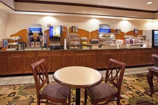 фото отеля Holiday Inn Express & Suites Circleville