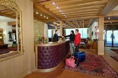 фото отеля Hotel Antares Selva Di Val Gardena