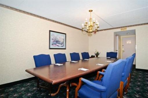 фото отеля Days Inn Middletown Harrisburg East