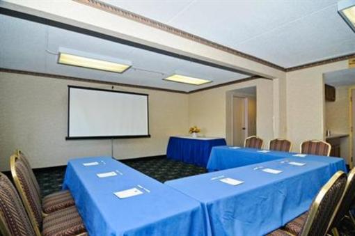 фото отеля Days Inn Middletown Harrisburg East