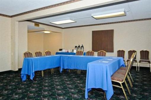 фото отеля Days Inn Middletown Harrisburg East