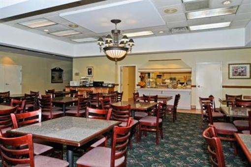 фото отеля Days Inn Middletown Harrisburg East
