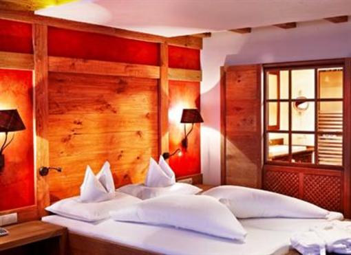 фото отеля Berghof Hotel Tux