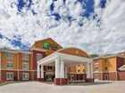 фото отеля Holiday Inn Express Hotel & Suites Kansas City Sports Complex