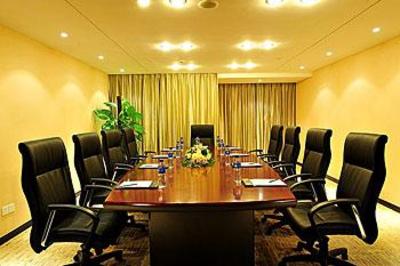 фото отеля Xuhui International Executive Suites Shanghai