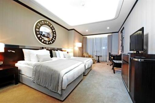 фото отеля Crowne Plaza Bursa