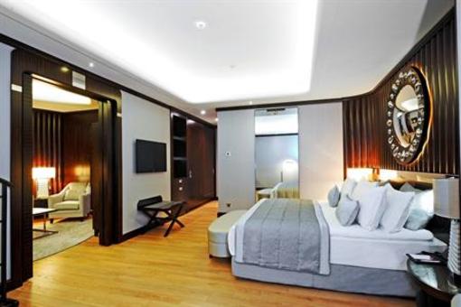 фото отеля Crowne Plaza Bursa