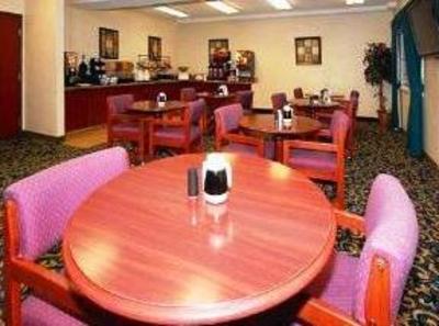 фото отеля Comfort Inn & Suites Portland International Airport