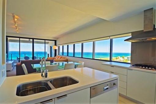 фото отеля Ultra Broadbeach