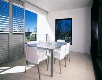 фото отеля Ultra Broadbeach