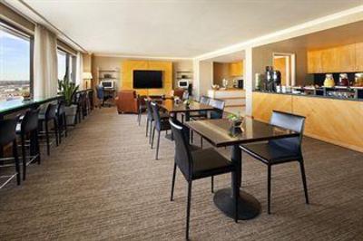 фото отеля The Westin Los Angeles Airport