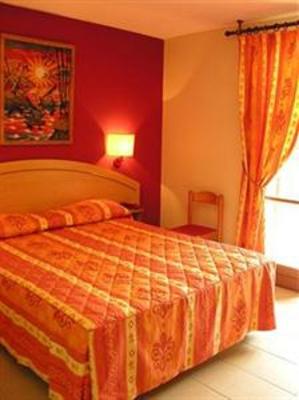 фото отеля Hotel U Ricordu Macinaggio