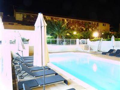 фото отеля Hotel U Ricordu Macinaggio