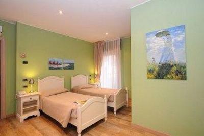 фото отеля Hotel San Pietro Villafranca di Verona