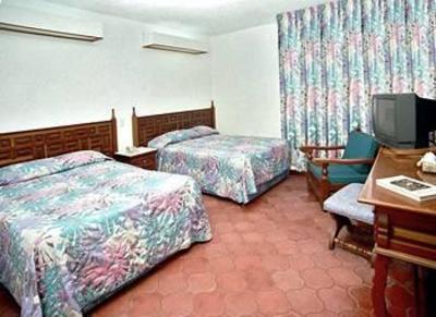 фото отеля Margaritas Hotel & Tennis Club Mazatlan