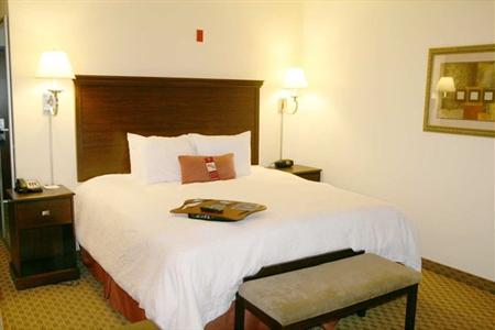 фото отеля Hampton Inn Statesville