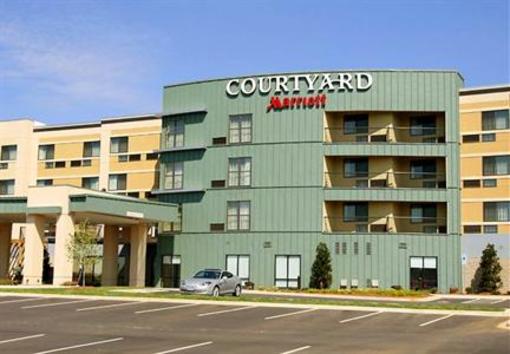 фото отеля Courtyard by Marriott Statesville