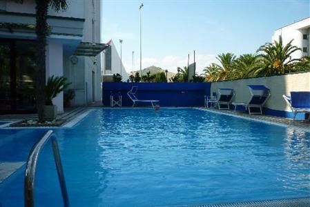 фото отеля Hotel Sporting San Benedetto Del Tronto