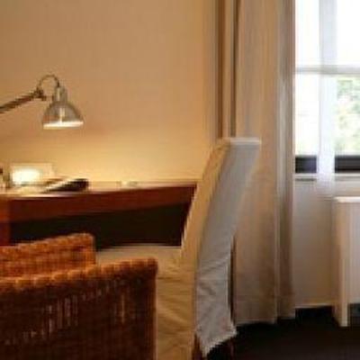 фото отеля Seehotel & Restaurant Die Ente Ketsch