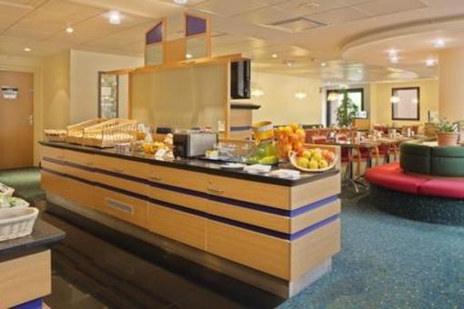 фото отеля Holiday Inn Express Arras
