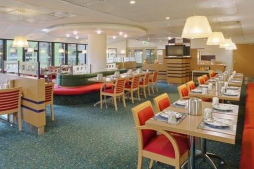 фото отеля Holiday Inn Express Arras