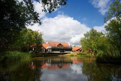 фото отеля Chevin Country Park Hotel & Spa