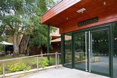 фото отеля Chevin Country Park Hotel & Spa