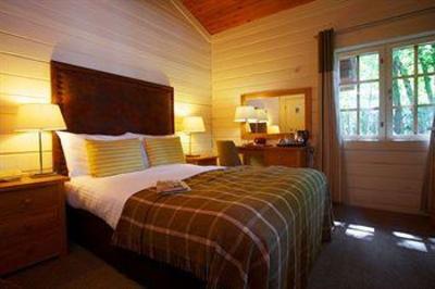 фото отеля Chevin Country Park Hotel & Spa