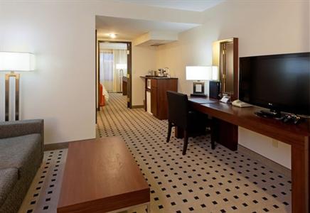 фото отеля Radisson Hotel Colorado Springs Airport